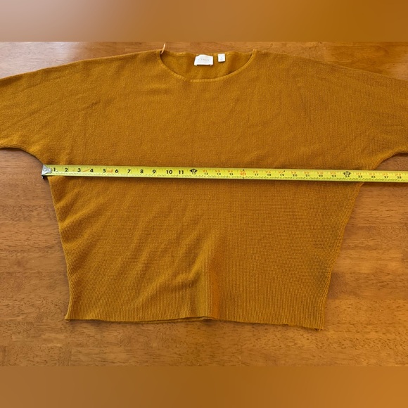 Cyrus Women’s Golden Crew Neck Rib Knit Dolman Sleeve Sweater Size L - Picture 5 of 8